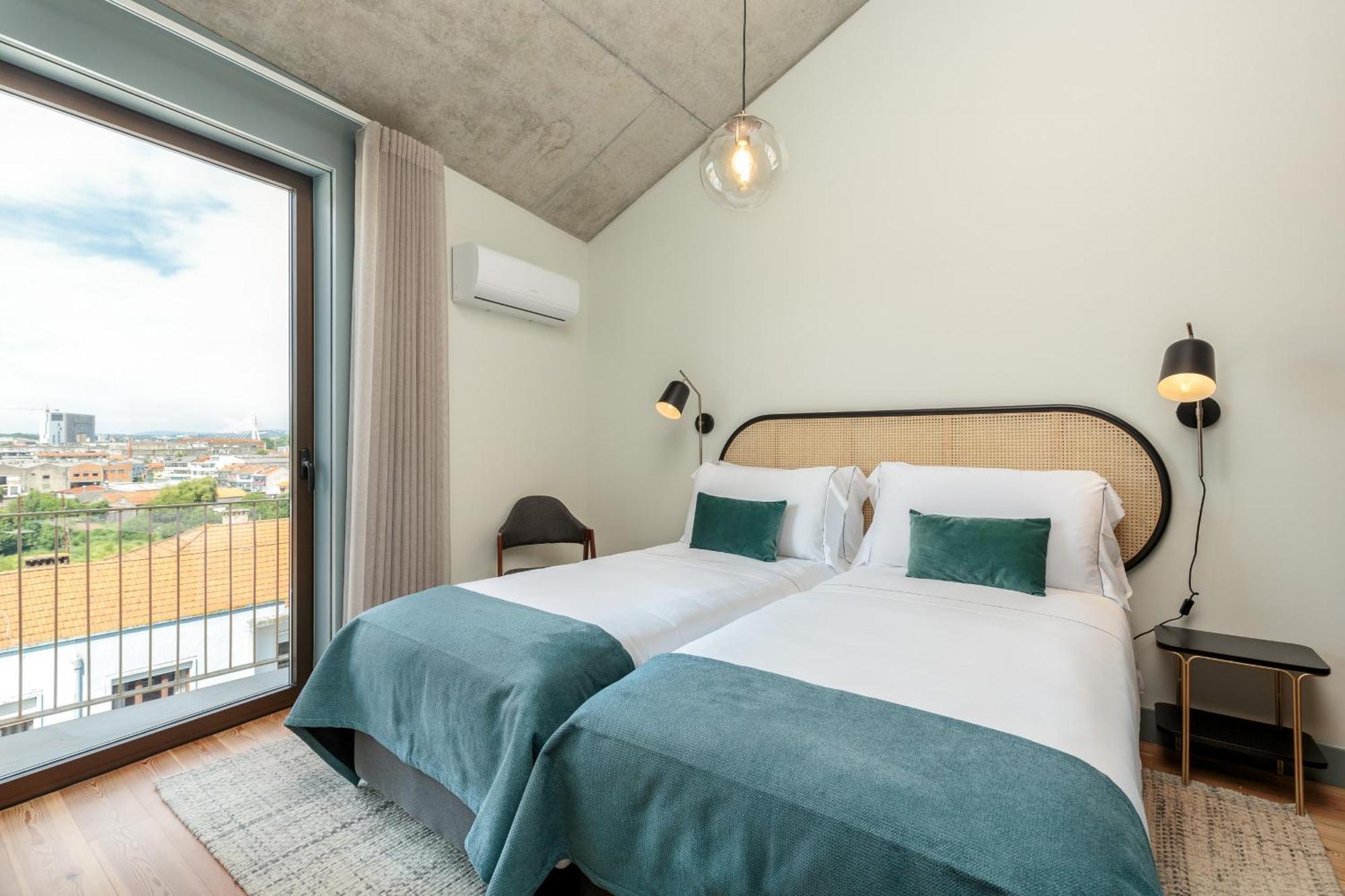 Feel Corporate Housing Campanha Apartment Porto Ngoại thất bức ảnh