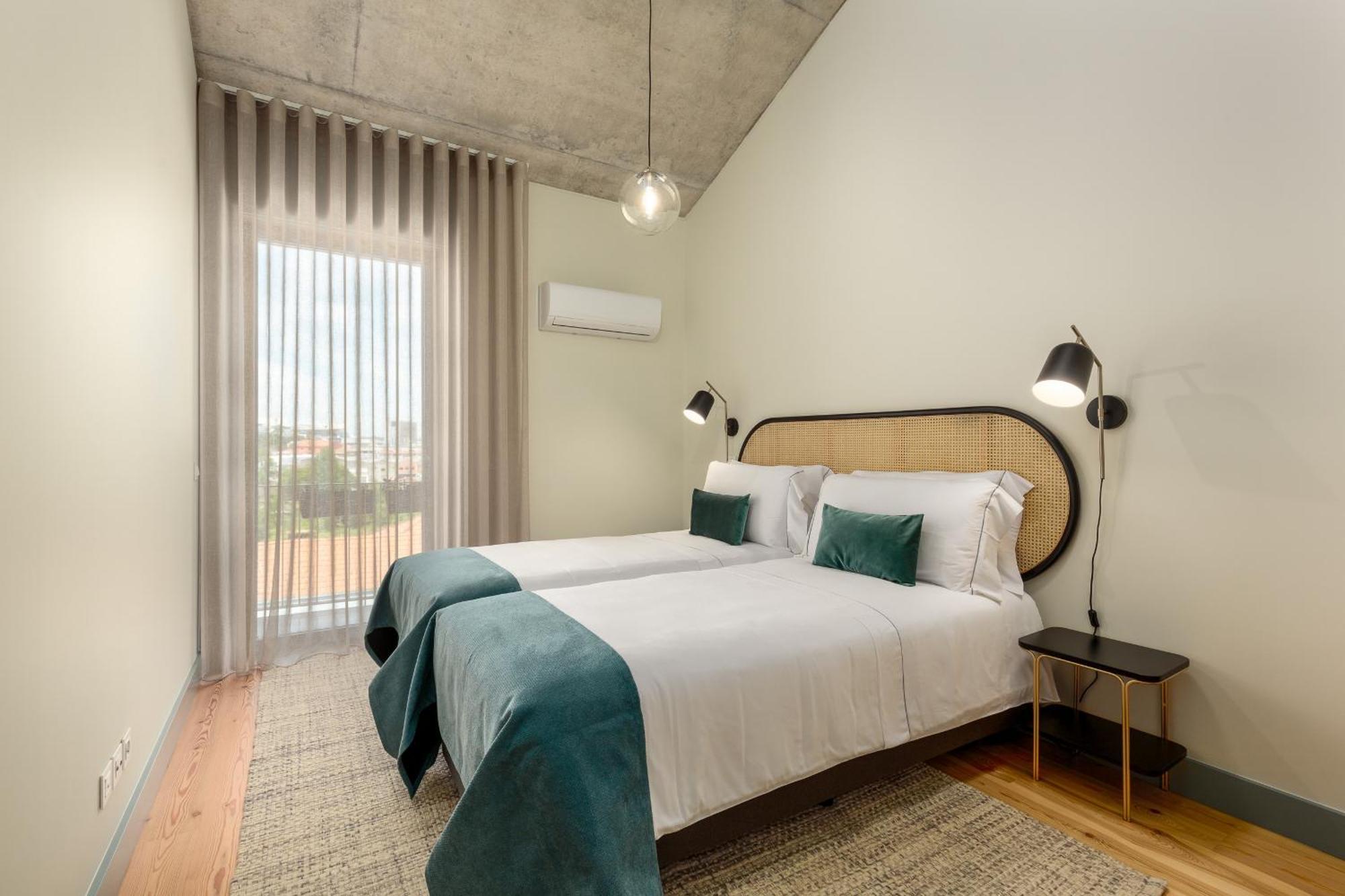 Feel Corporate Housing Campanha Apartment Porto Ngoại thất bức ảnh